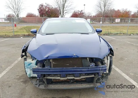 2015 Ford Fusion S z USA, uszkodzony, nr VIN 3FA6P0G75FR272924